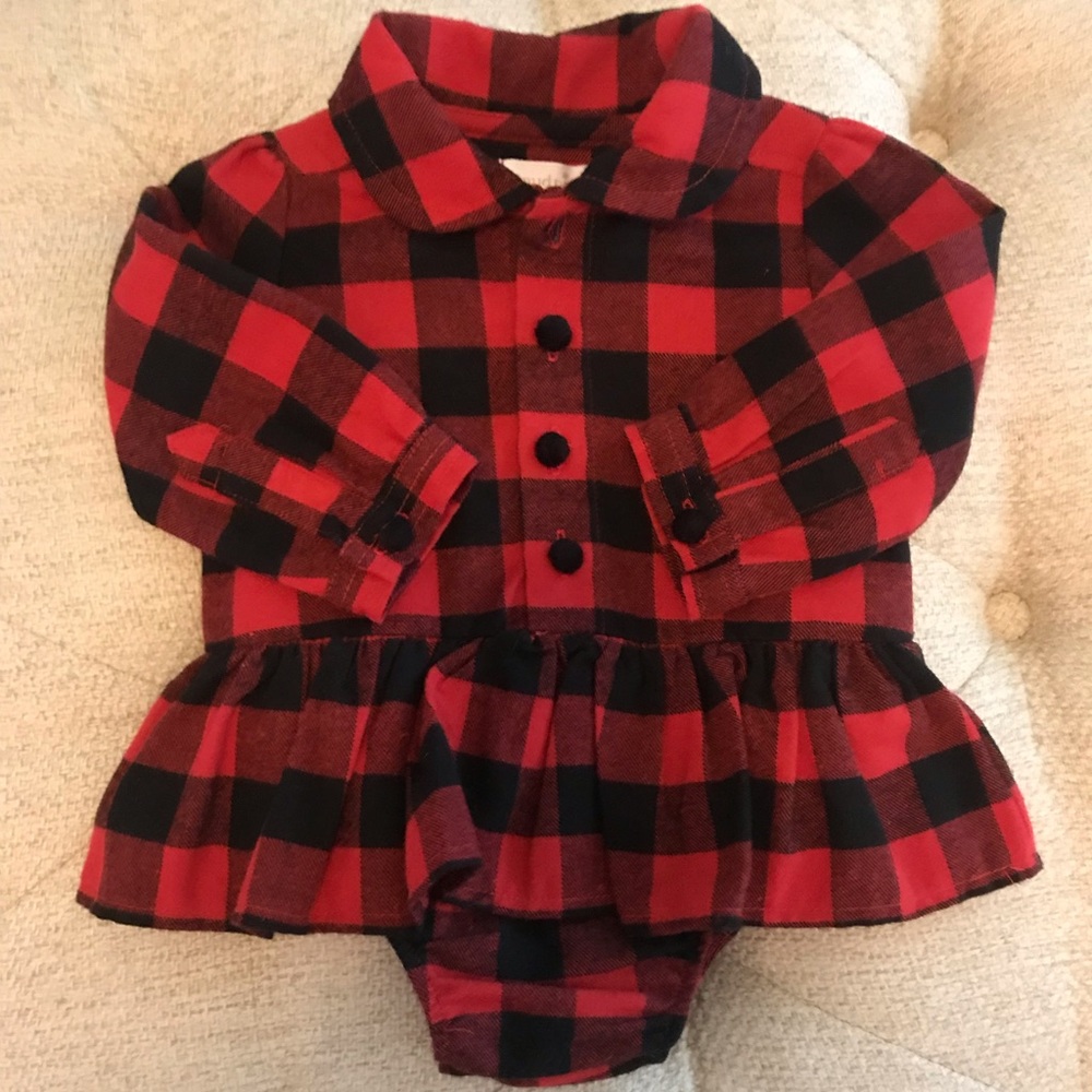 EUC.  6-9m Mud Pie, Skirted Crawler/Romper.